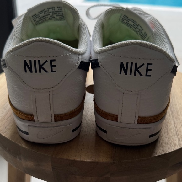 Nike Women’s White and Black Sneakers with Tan Trim - Picture 3 of 4